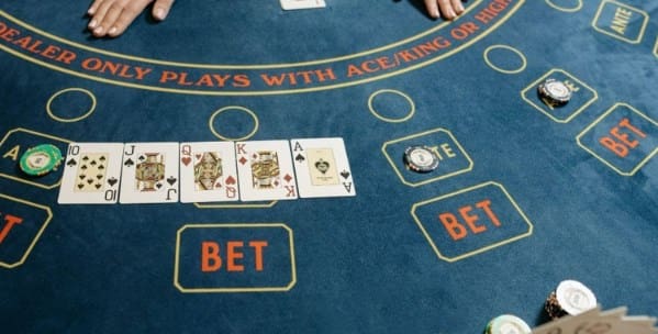 Blackjack-bonusominaisuudet